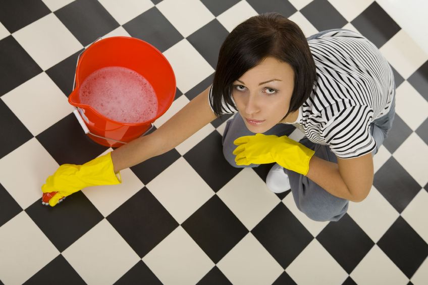 avoiding cleaning injuries